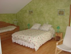 chambre Passe foin de La Perrière La Perrière - chambres d'hôtes du Bugey à Chanay dans l'Ain (01)